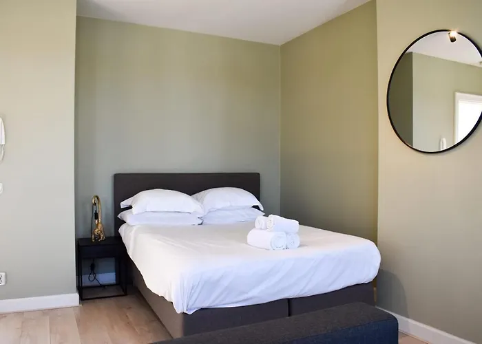 New Roof Terrace In Jordaan Area